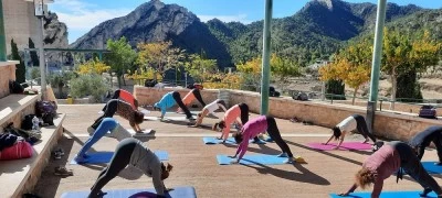Estefania, Yoga y Tú