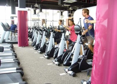 Fabricación maquinaria de fitness Grupo Contact