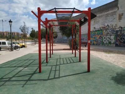 Parque de barras - calistenia JESDIE