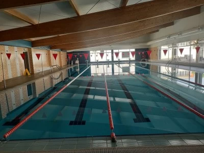 Piscina coberta municipal de lOlleria