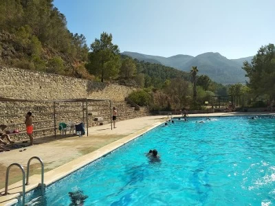 Piscina En Favara