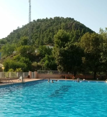 Piscina municipal dOlocau