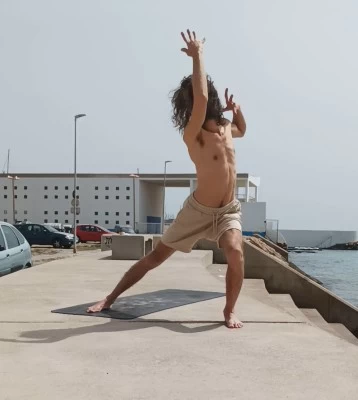 Yoga through the senses - YYH - Pau